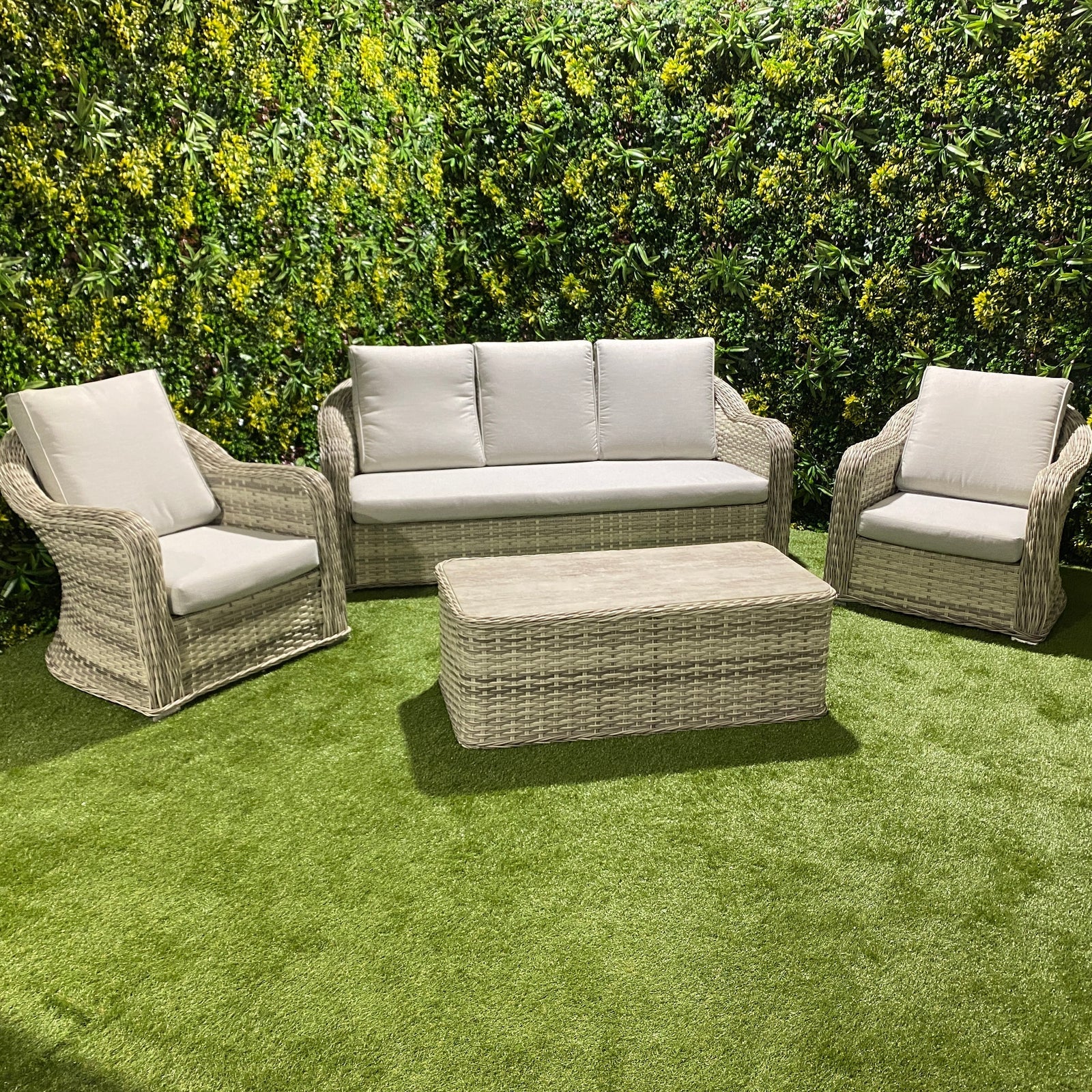 Garden-Lounge-Sets-UK