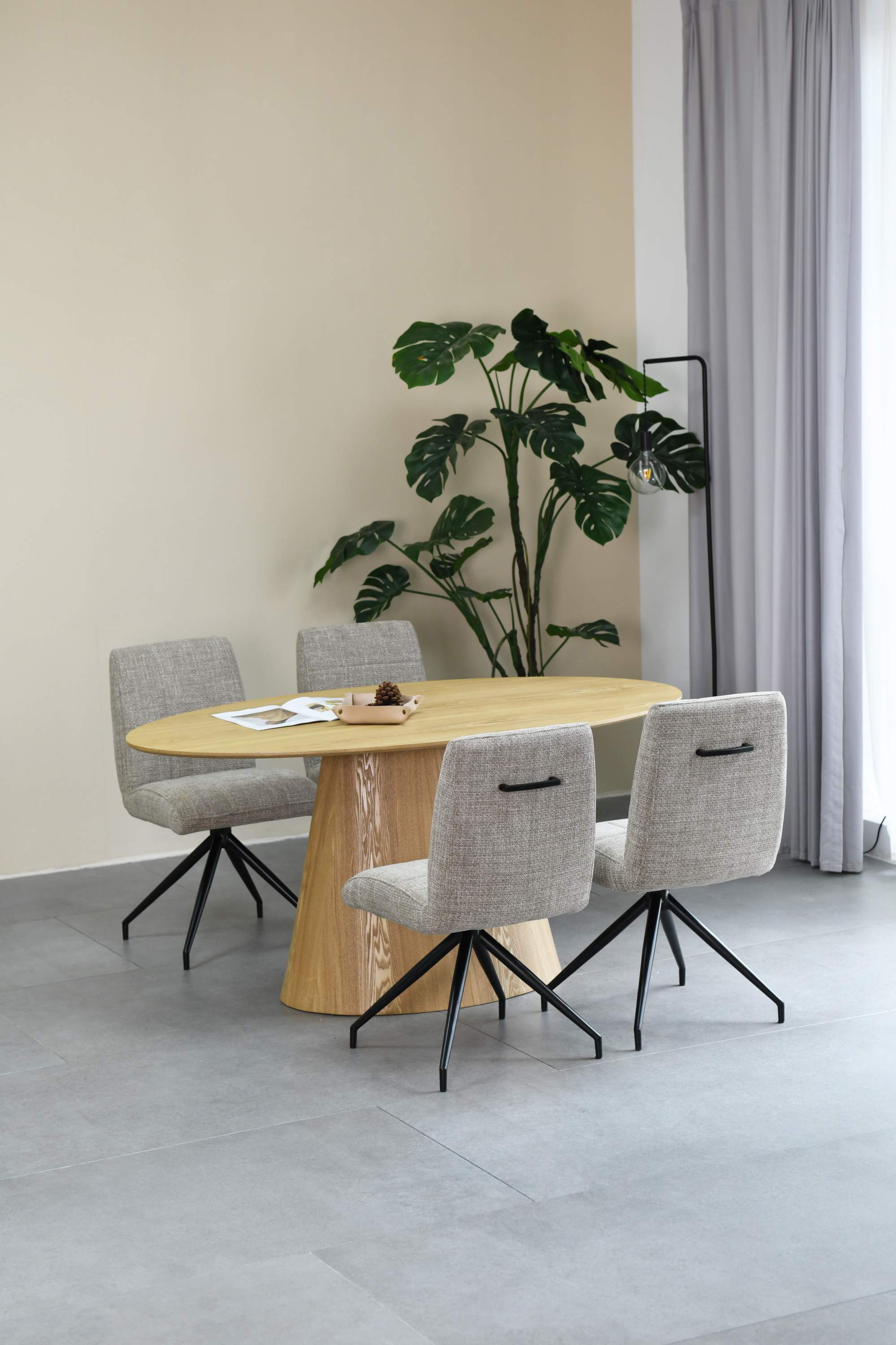 Cleveland Oval Natural Dining Table (7019401871424)