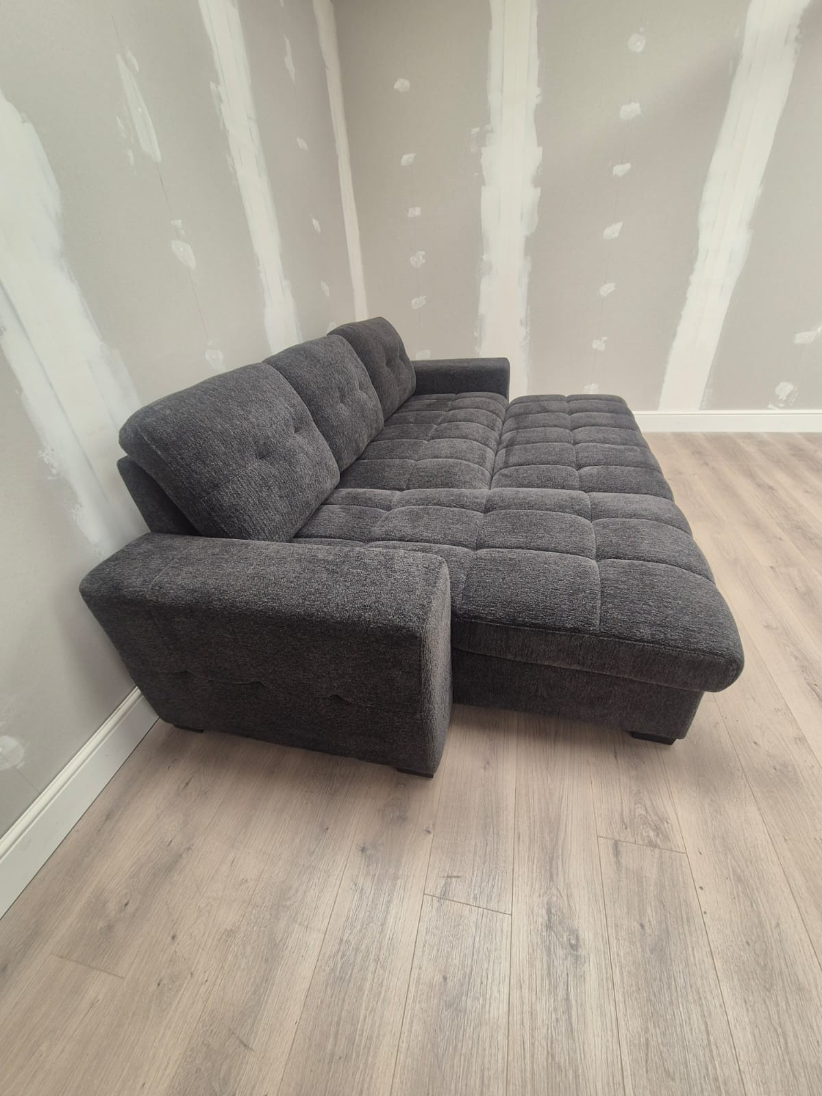 Amalfi Universal Corner Sofa Bed in Grey - Clearance Beehive