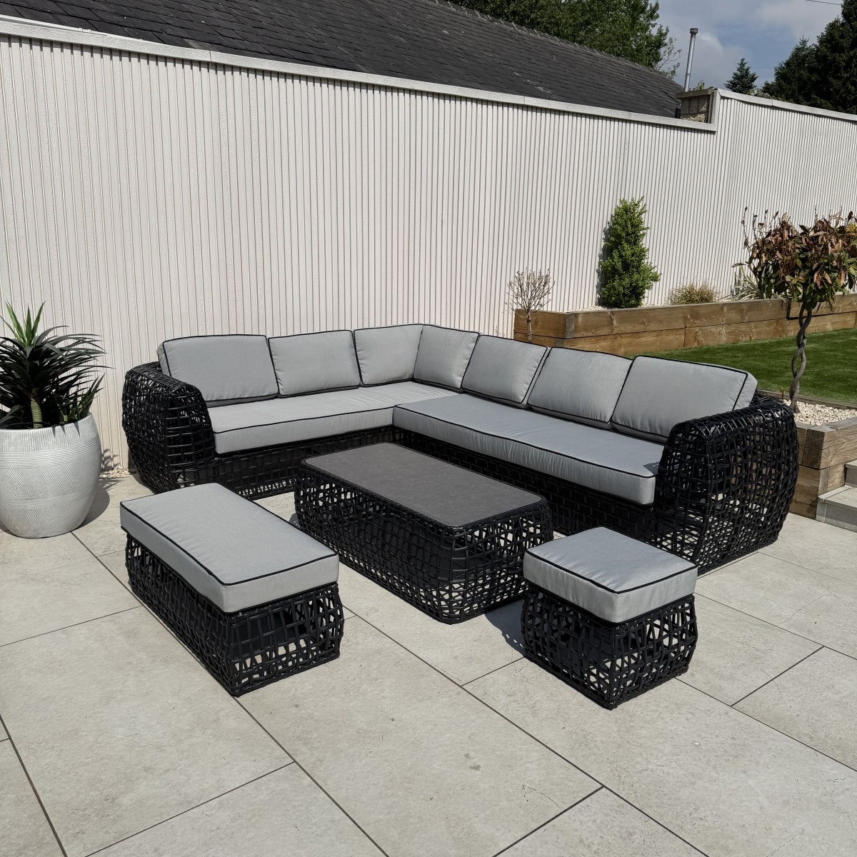 Indi Rattan Corner Sofa Set– Black (14930003329402)