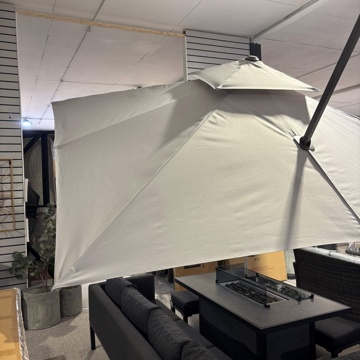 3m Rotating Cantilever Parasol in Light Grey (Base Included) (14930020204922)