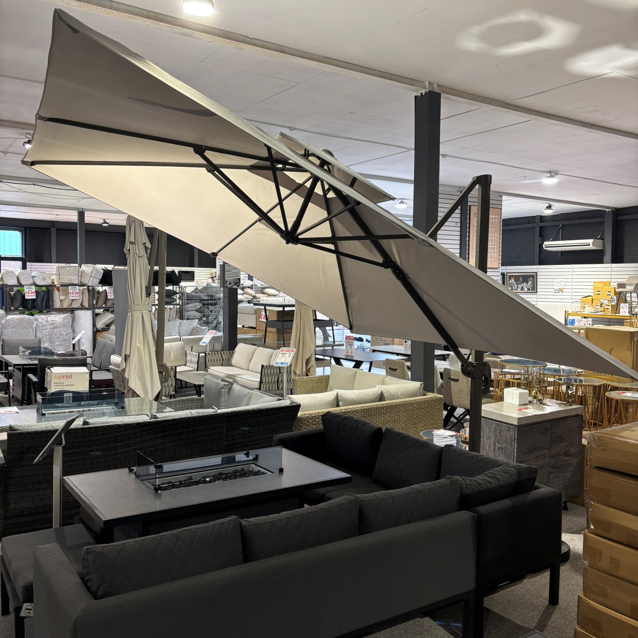 3m Rotating Cantilever Parasol in Light Grey (Base Included) (14930020204922)