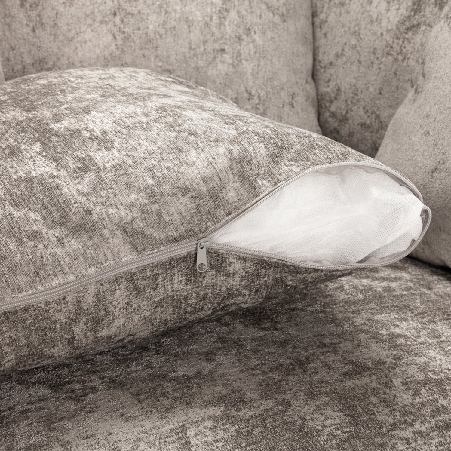 Shoreditch Scatterback U Shape Corner Sofa in Truffle – Cushion detail (7022877835328)