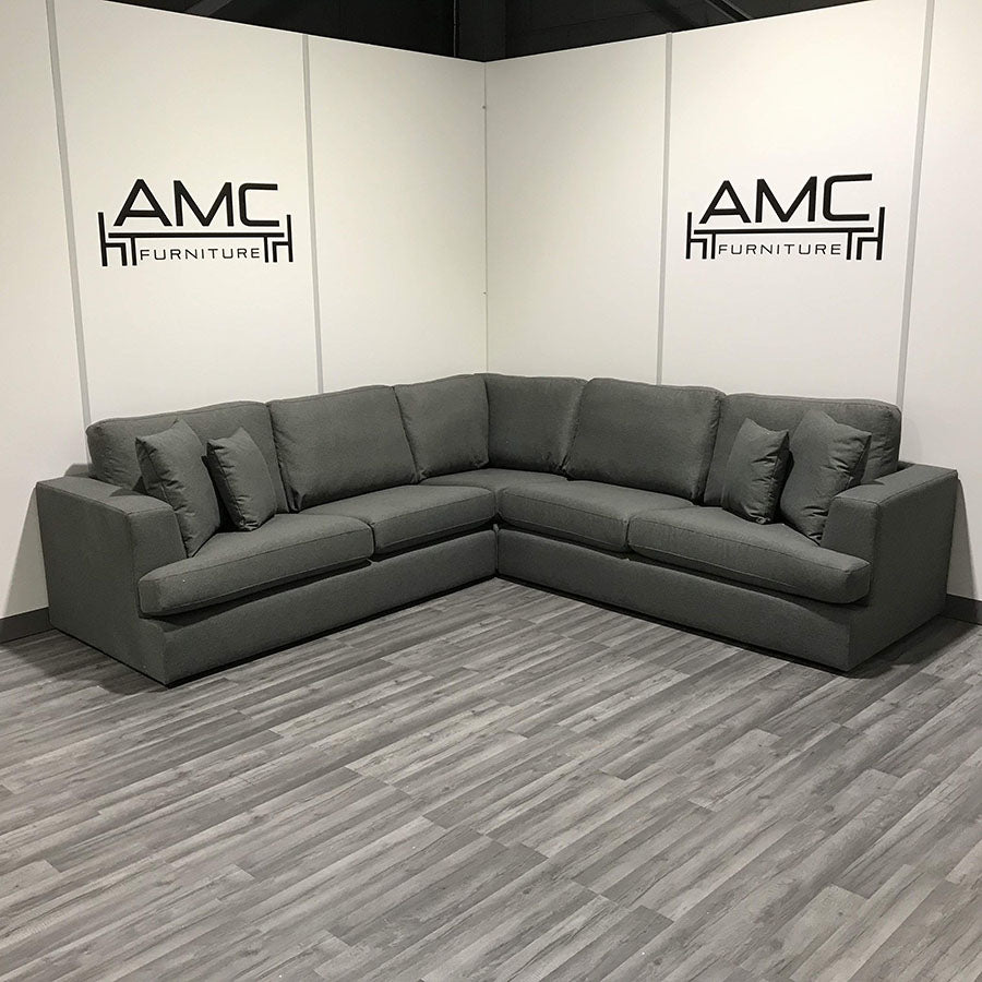 Stratus Large Equal Corner - Front view (5856016138304)