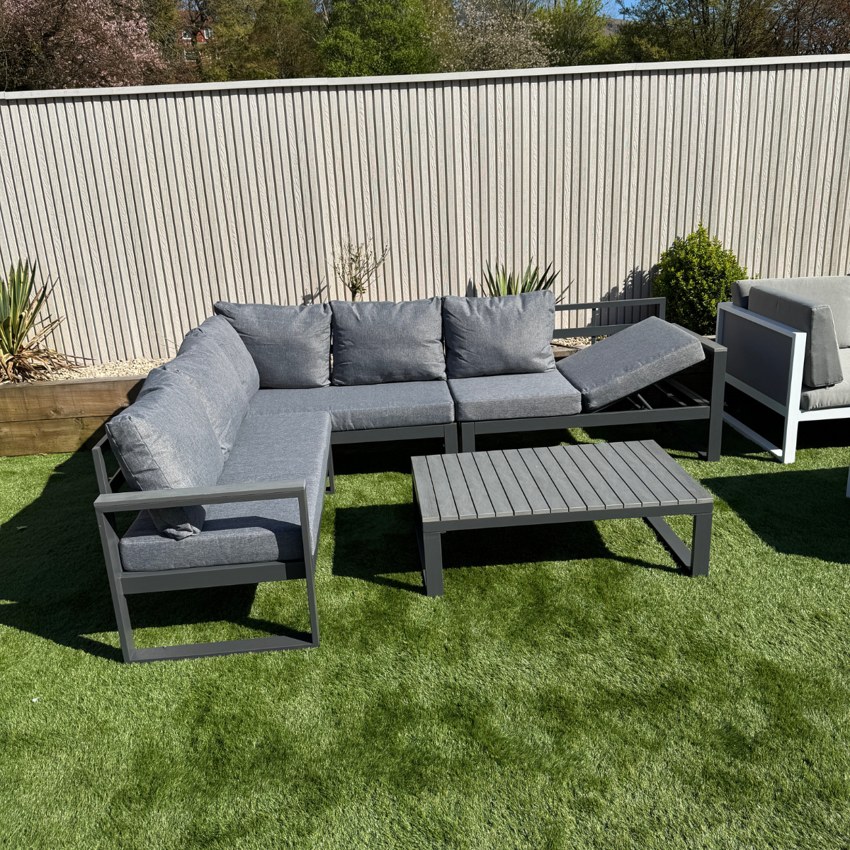 Luxe LHF Corner Set Charcoal Aluminium Frame With Grey Cushions - AMC Furniture