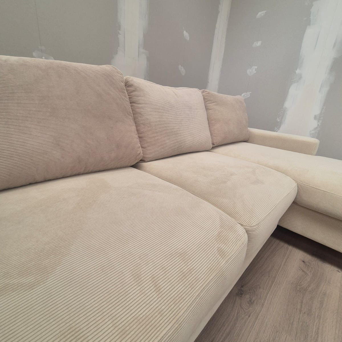 Lofty Lilly 8 seater Corner Sofa Bed