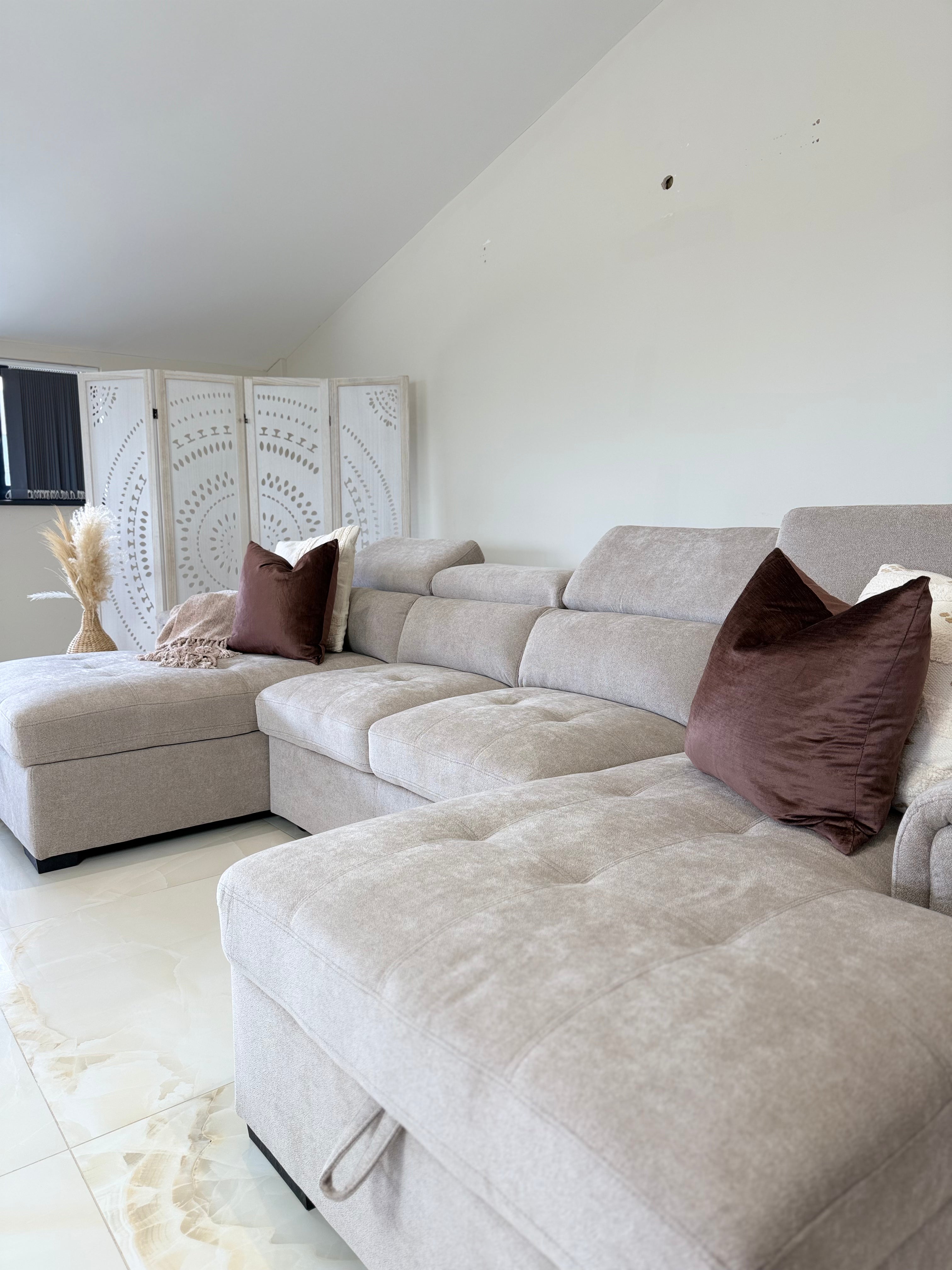 Luna U Shape Corner Sofabed in Beige Beehive
