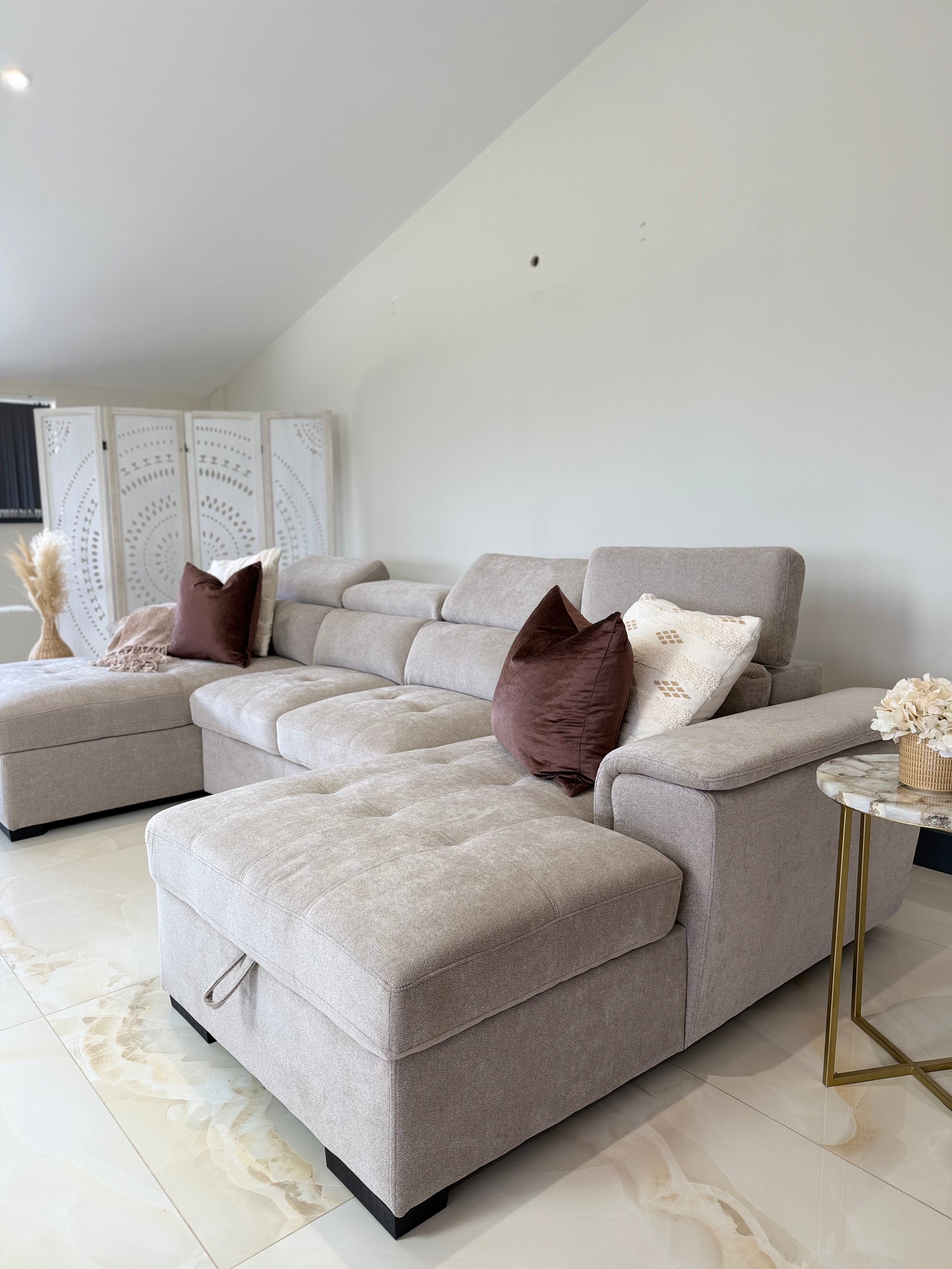 Luna U Shape Corner Sofabed in Beige Beehive