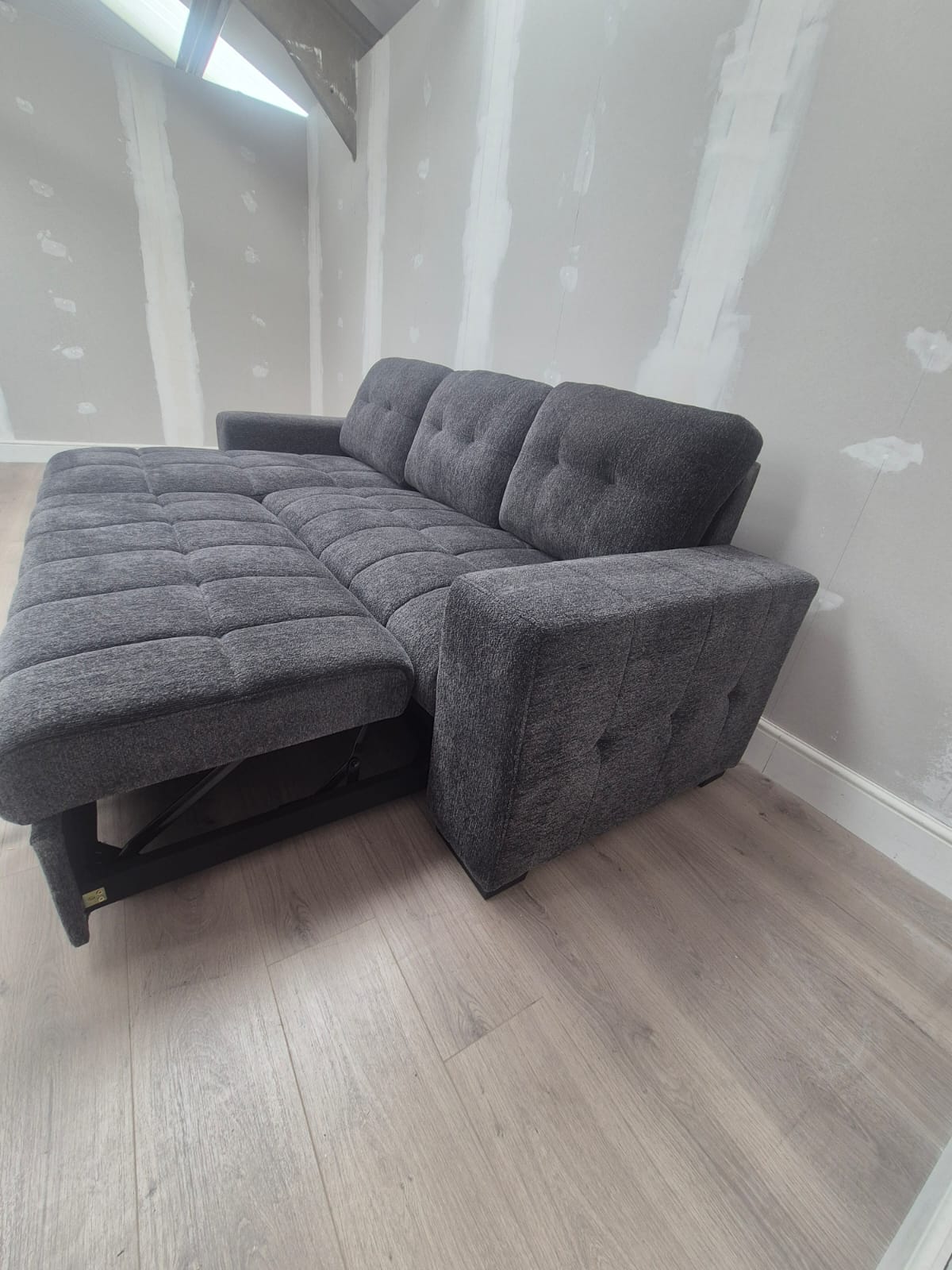 Amalfi Universal Corner Sofa Bed in Grey - Clearance Beehive