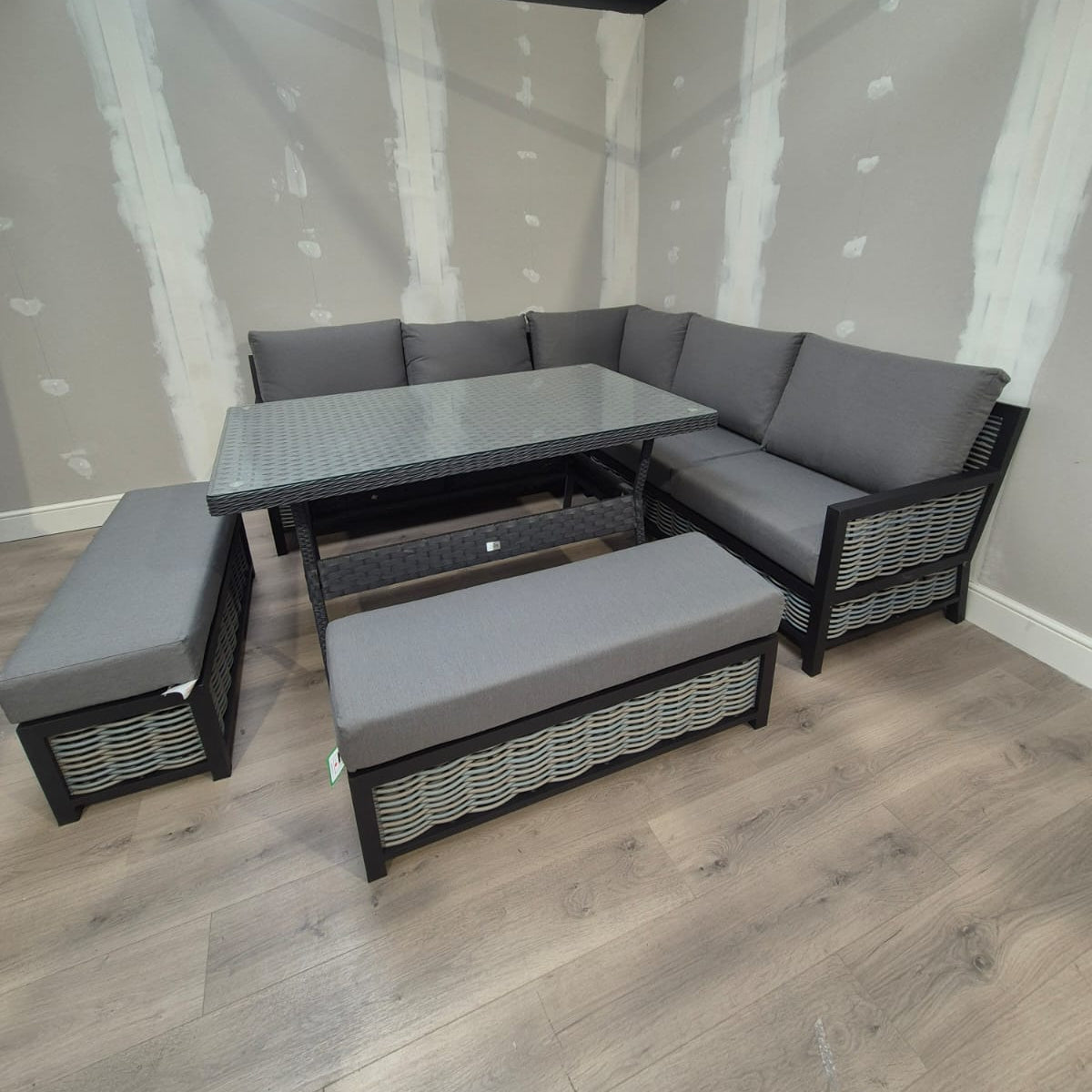 Aluminium Corner Dining Set - Clearance B Womack