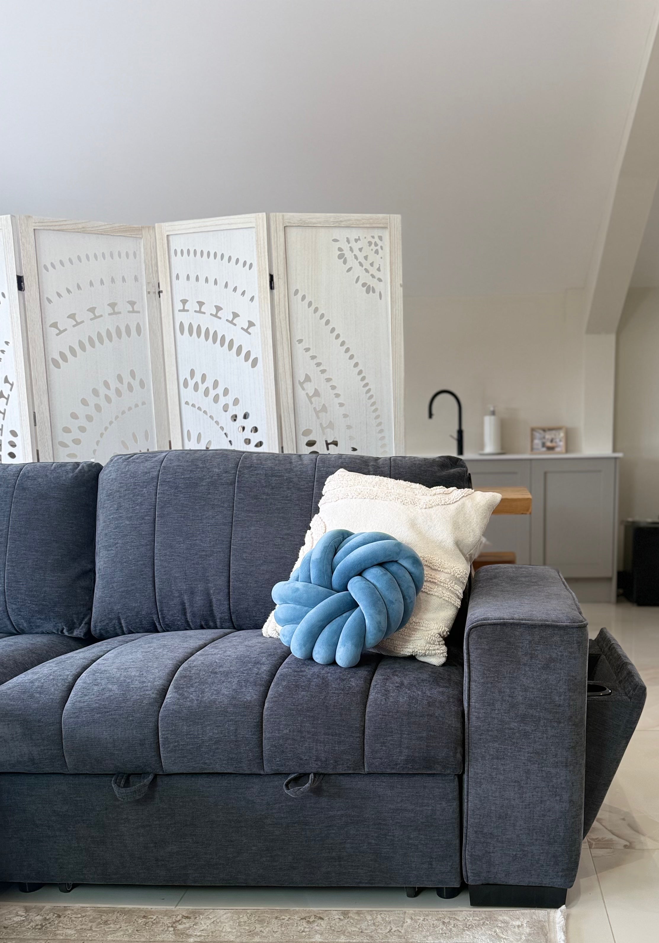 Alfie Universal Corner Sofa Bed in Grey Beehive