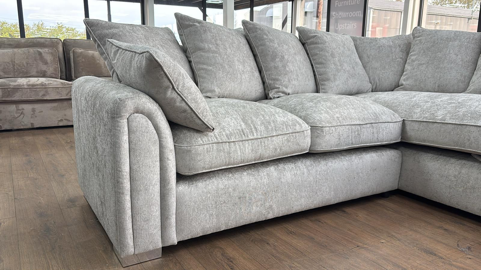 Chiswick Corner Sofa in Alaska Silver