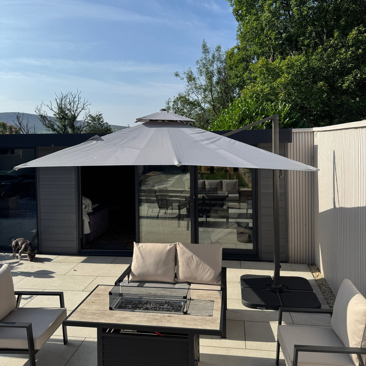 3m Rotating Cantilever Parasol in Dark Grey (Base included) B Womack