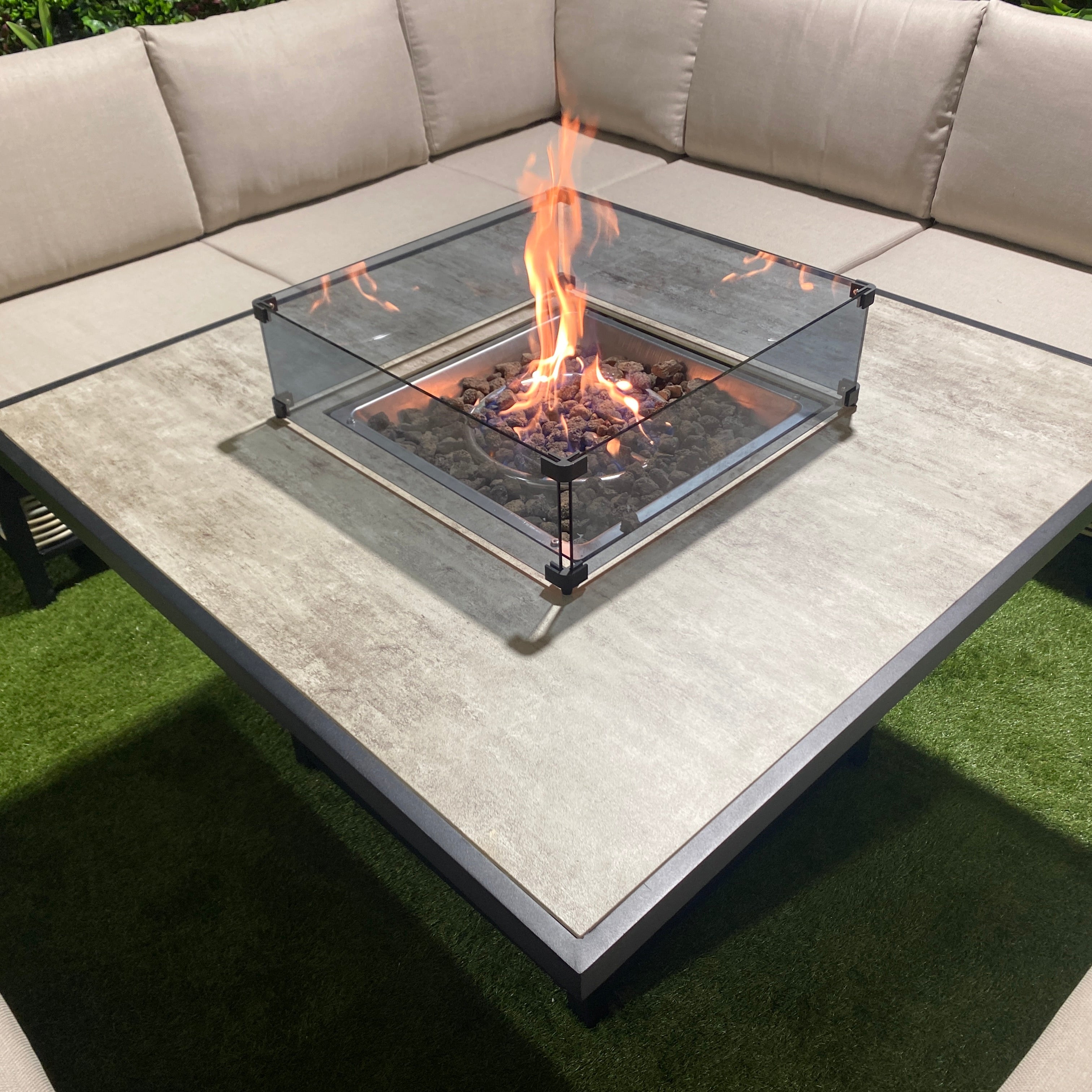 Ivy Aluminium Firepit Dining Set In Beige (14929993597306)