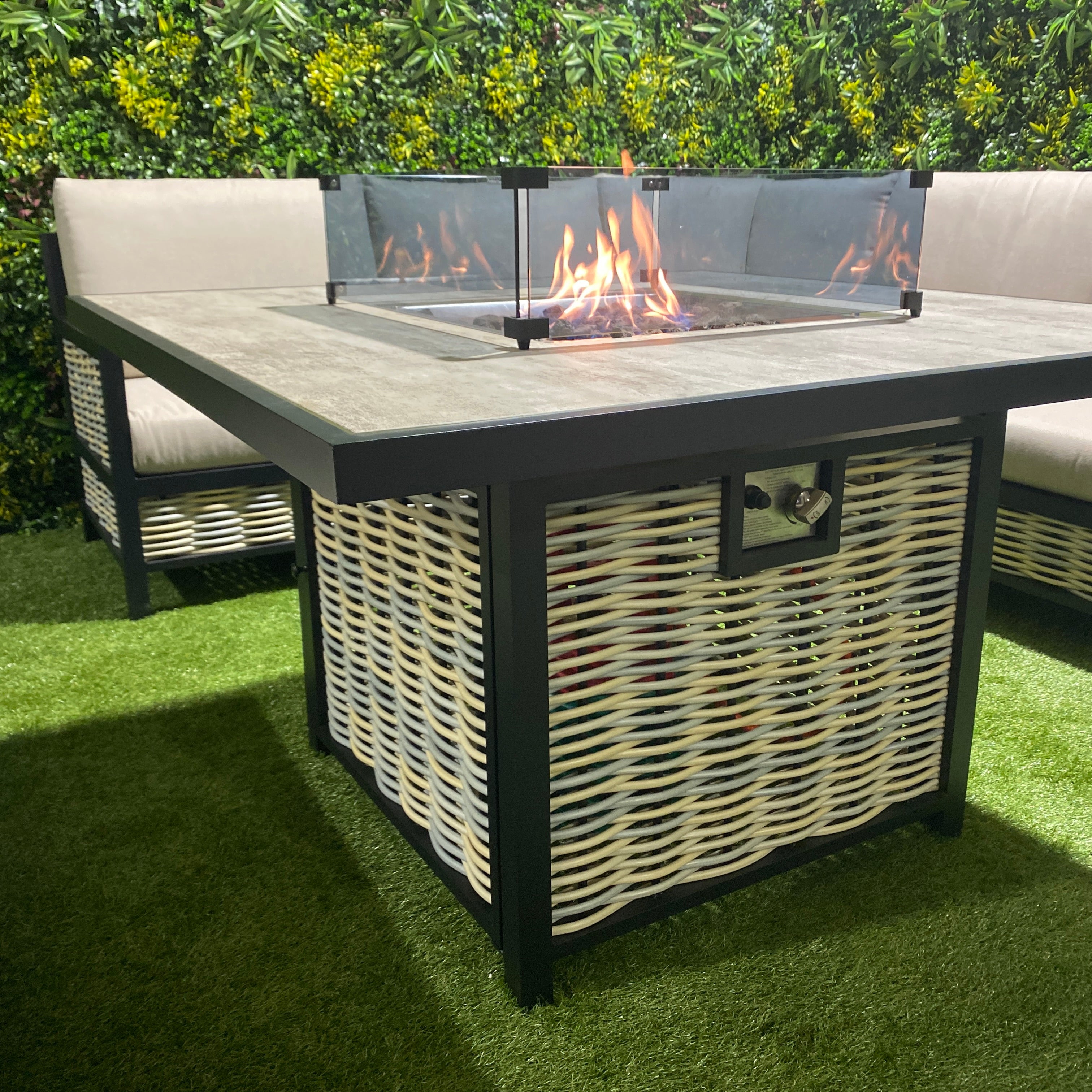 Ivy Aluminium Firepit Dining Set In Beige (14929993597306)