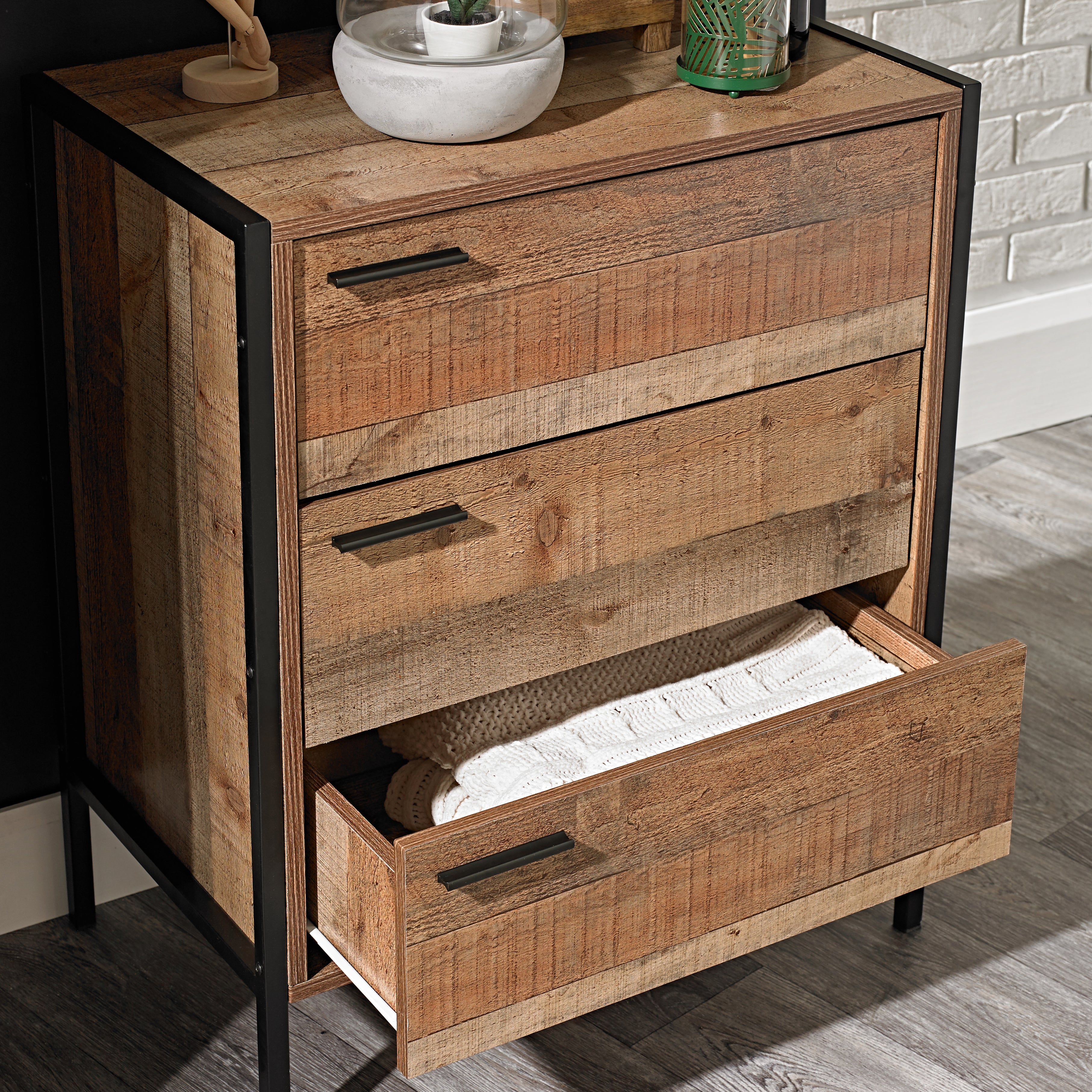 HOXTON 3 DRAWER CHEST (14969140412794)