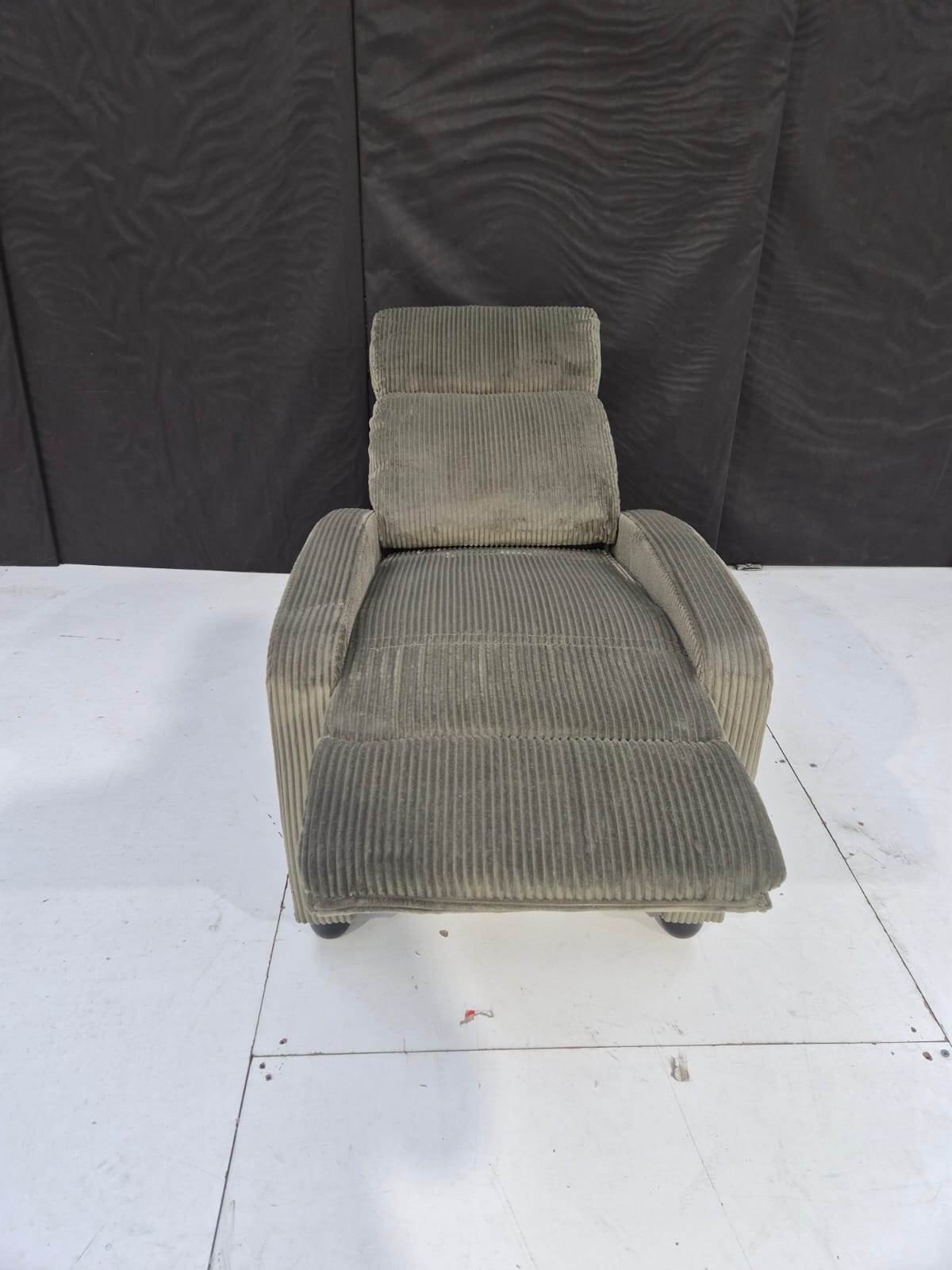 Sanza Corduroy Upholstered  Recliner 49216 - AMC Furniture
