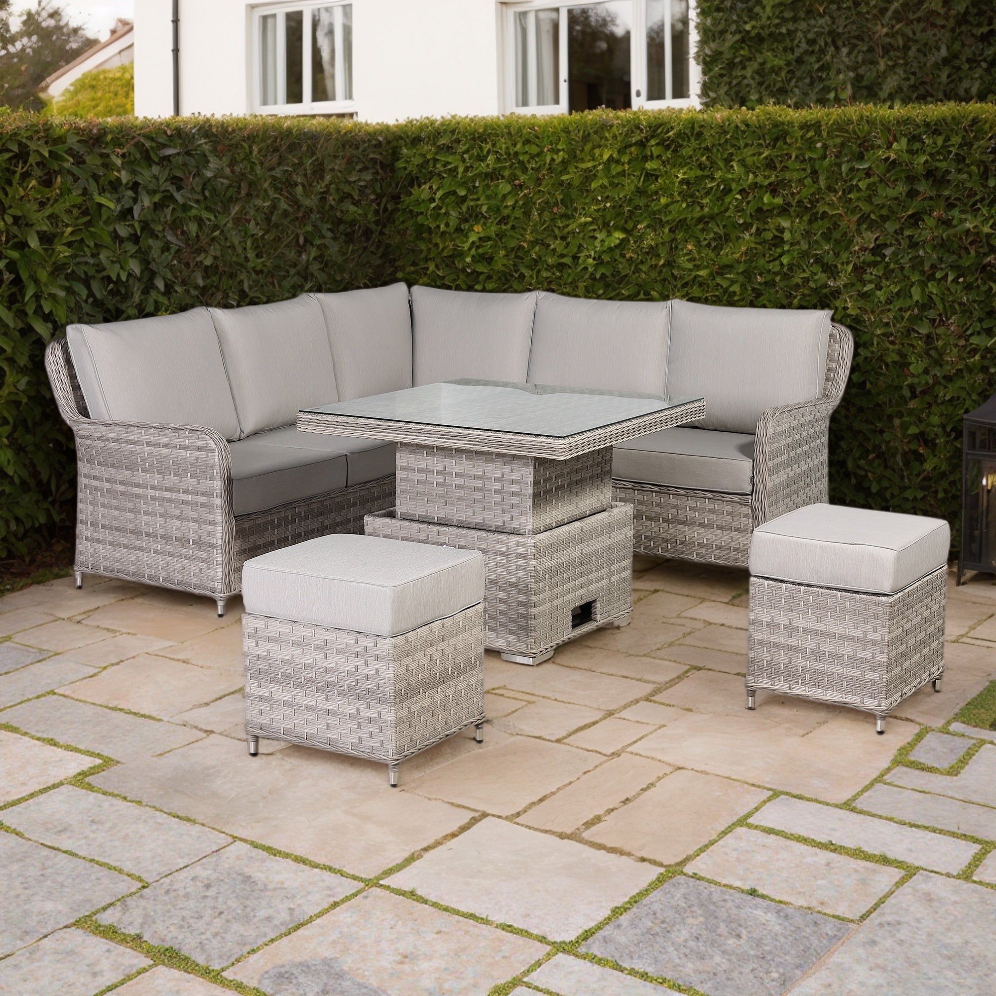 Palermo Square - AMC Furniture